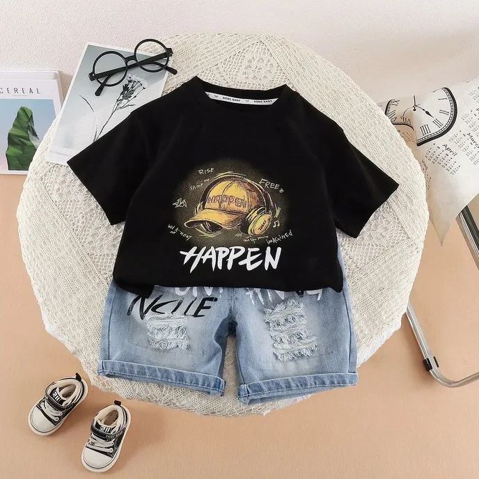 Костюм на лето для мальчика Happen